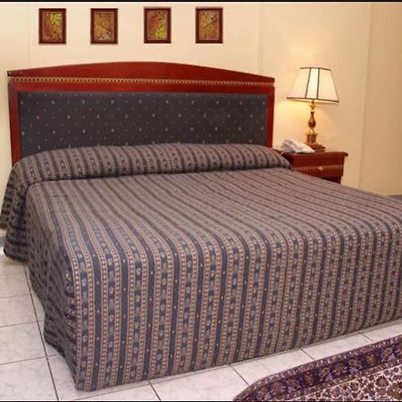 Al Sharq Hotel Apartment Schardscha Exterior foto