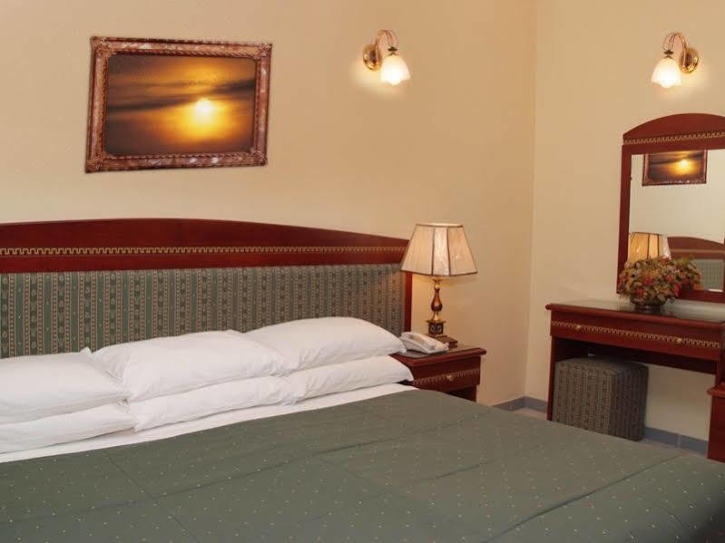 Al Sharq Hotel Apartment Schardscha Exterior foto